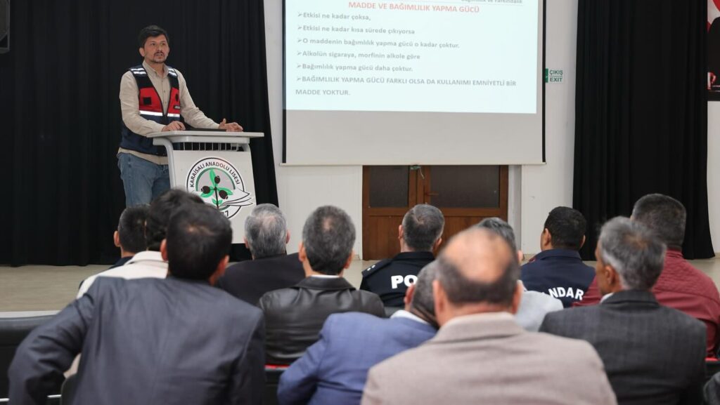 Jandarmadan Karaisalılı muhtarlara eğitim