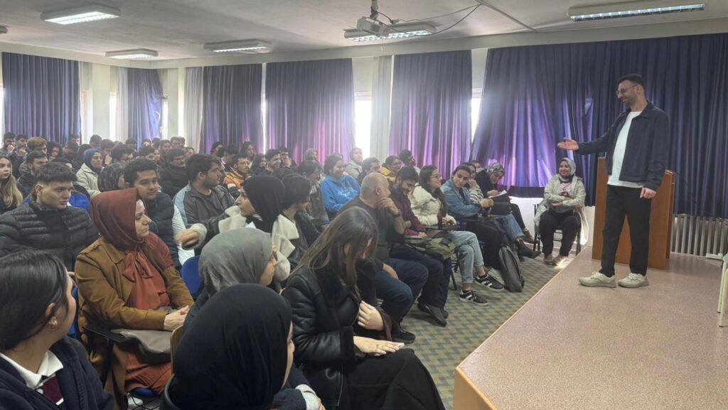 Karaisalı’da Üniversite Öğrencilerine Ruh Sağlığı Farkındalık Konferansı