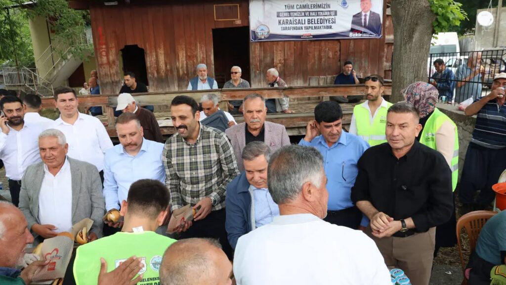 Karaisalı’da Cami Temizlik ve Halı Yıkama Projesi Hizmete Başladı